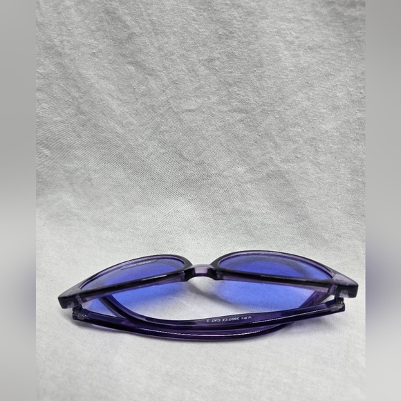 V.P.I. Blue and Purple Cat Eye Fashion Y2K Sunglasses - New - Picture 3 of 8